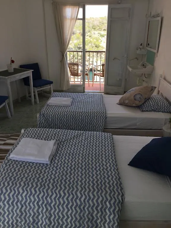 La Marina De Maria Guest House Cala Figuera  Spanje
